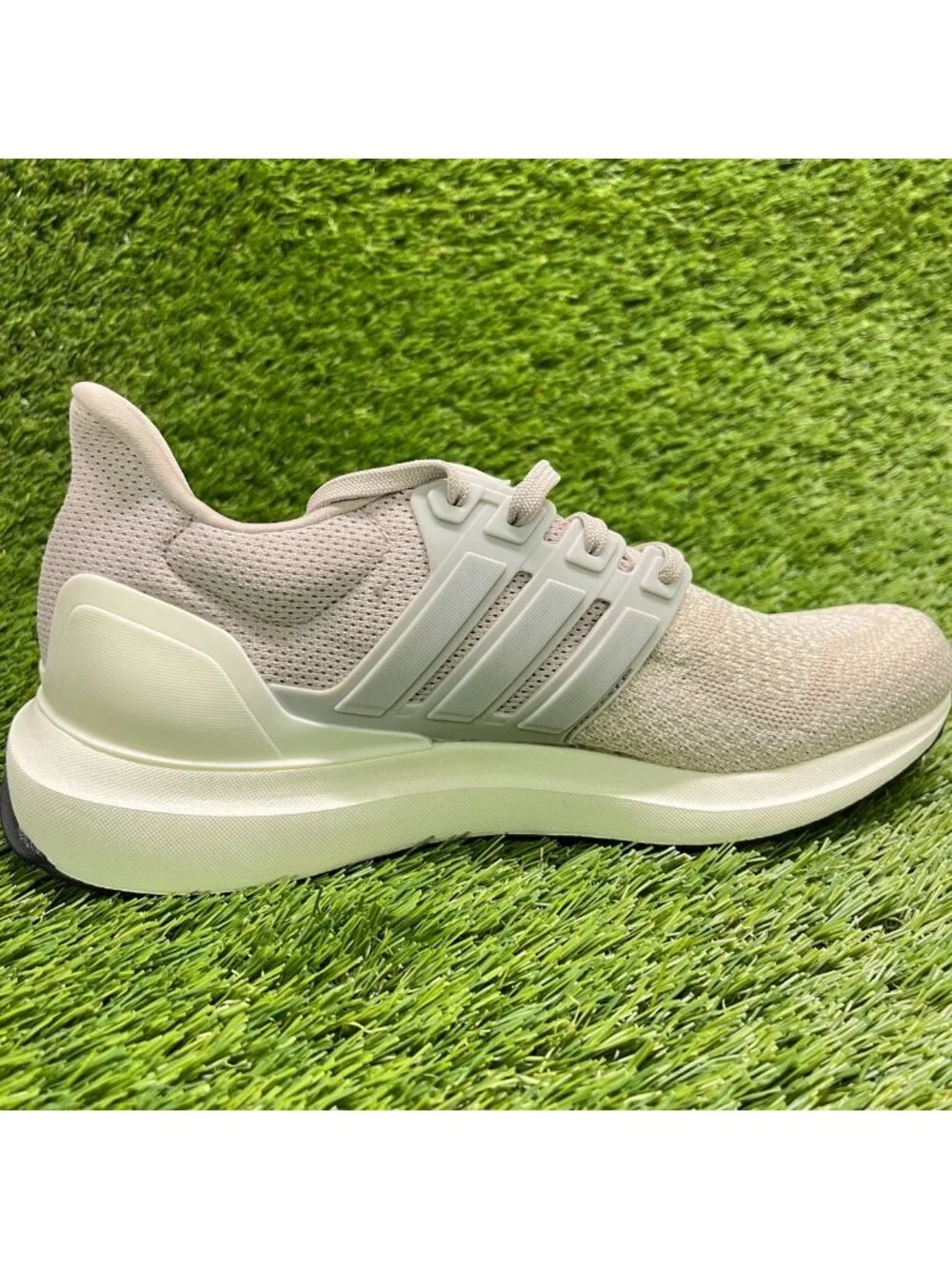 Adidas UBounce DNA Womens Size 7 Beige Gray Athletic Running Shoes Sneakers